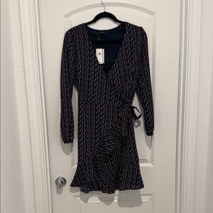 NWT Banana Republic Patterned Long Sleeve Wrap Dress